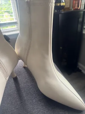 A New Day Women's Lonnie Kitten Heel Stretch Ankle Boots size 8 - WHITE thumbnail 3