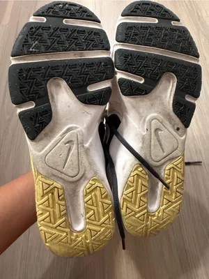 Nike (Size 10) thumbnail 5