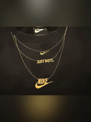 Nike Sweatshirt Womens Small Black Embroidered Gold Chain Necklace Crew Neck thumbnail 2
