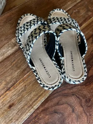 Lucky Brand Sandals Black & Tan thumbnail 3