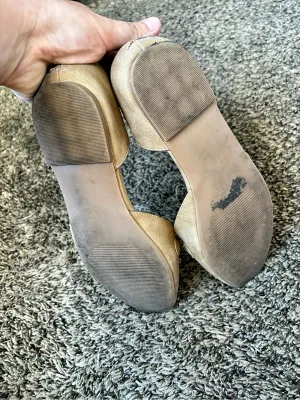 Isaac Mizrahi Womens Shoes Flats Beige tan suede Mules bow size 7.5 thumbnail 4
