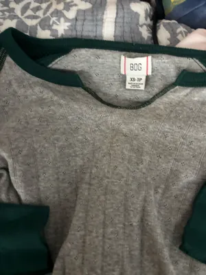 Bdg urban outfitter top thumbnail 2