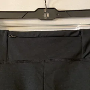 REI Co-op Wome pants size L excellent condition inseam 28” thumbnail 6