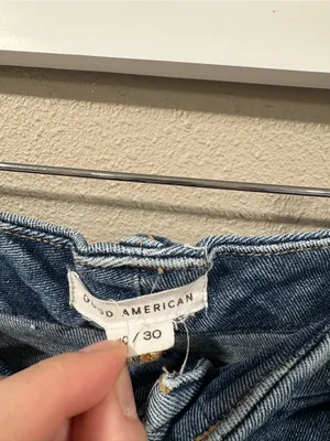 Good American Skinny Jeans thumbnail 2