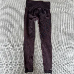 Gymshark Red / Burgundy Leggings  thumbnail 2