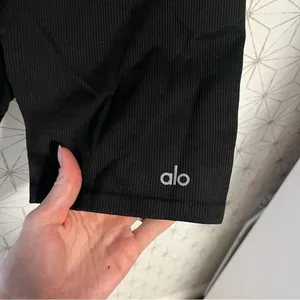 Alo Yoga 5” Ribbed Favorite Short Black thumbnail 4