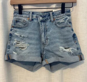American Eagle Denim Mom Short Stretch thumbnail 1