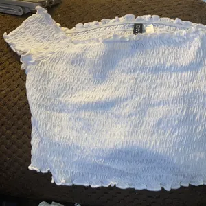 FINAL MARKDOWN Divided off the shoulder crop top (XS) thumbnail 1