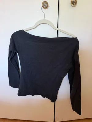 Long Sleeve Brandy Melville Top thumbnail 2