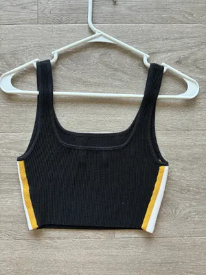 Babaton Aritzia Crop Top Tank thumbnail 2