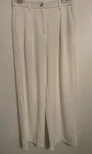 Wide -Leg White High Waisted Dress Pants . Size M thumbnail 1