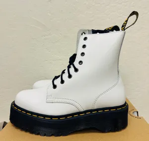 Jadon Platform Classic 8-Eye Boot thumbnail 1