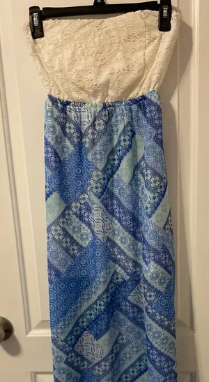 Iris Los Angeles Strapless Maxi Dress Womens Small Blue White Mosaic Lace Cutout thumbnail 1