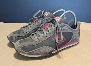 New Balance 442 Suede Sneakers Running Shoes Gray Pink Womens 7.5 Activewear thumbnail 1