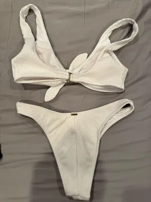 Hollister Bikini Set thumbnail 3
