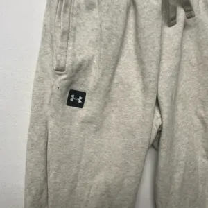 Under Armour Sweatpants Unisex MediumGray Athletic Joggers Stretch Gym Cold Gear thumbnail 2