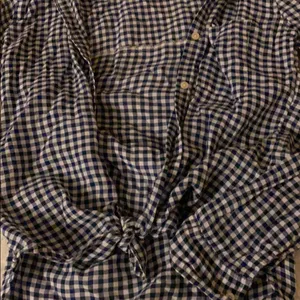 Hollister Front-Tie Flannel thumbnail 3