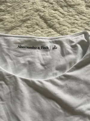 Abercrombie & Fitch Soft Matte Seamless Tuckable Baby Tee thumbnail 3