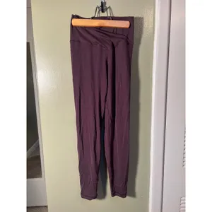 OFFLINE By Aerie Womens Size Medium Real Me High Waisted Crossover Legging Berry thumbnail 3