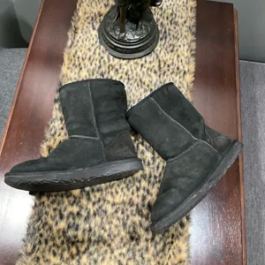UGG CLASSIC SHORT‎ BOOTS thumbnail 9