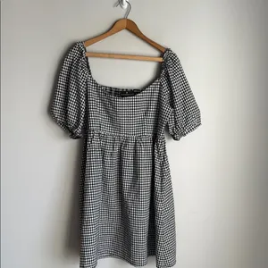 Tuckernuck Pomander Place Beachwood Gingham Abigail dress thumbnail 3
