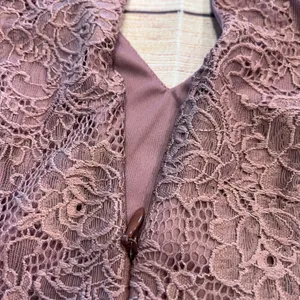 Altar'd State Dali Lace Fit and Flare Dress Pale Mauve V-Neck Keyhole Back NWT M thumbnail 13