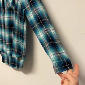 Olive & Oak Long Sleeve Plaid Blouse thumbnail 4