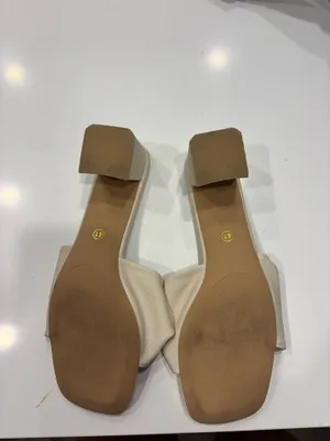 White Heels Size 9 thumbnail 2