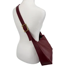 Burgundy Vegan Leather Hobo Shoulder Bag‎ Gold Buckle Strap Maroon Slouchy Tote thumbnail 3
