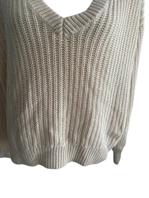 VS PINK Cream Cable Knit V Neck Sweater Size S thumbnail 4