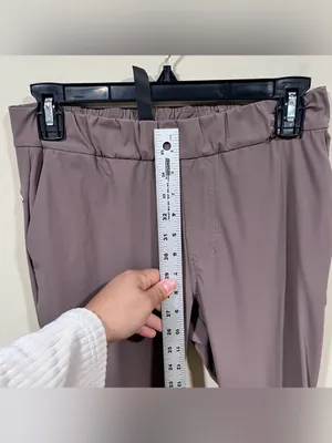 Vuori Miles Ankle Pant Women's Performance Pants dusty purple small EUC thumbnail 8