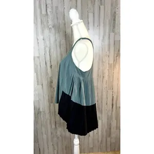 NWT Athleta Women's Small Pleated Deep Ocean Teal Sleeveless V-Neck‎ Tank Top thumbnail 6