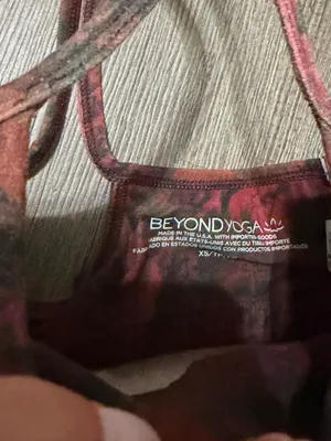 Beyond Yoga red/black floral print crop top thumbnail 2