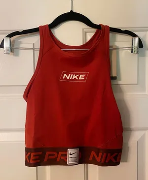Nike Pro Crop Top thumbnail 1