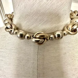 Silver tone necklace thumbnail 2