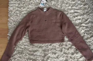 Nike Cropped Sweatshirt thumbnail 2