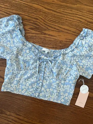 NWT Blashe Los Angeles Floral Puff-Sleeve Crop Top Smocked Back Size Small NEW thumbnail 4