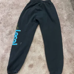 Madhappy Local Optimist Black Hoodie and sweatpants set thumbnail 8