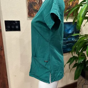 EUC Green Jockey medical scrub top size S Stretchy thumbnail 3