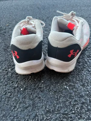 Under Armour Women’s 9.5 Gray Coral Mesh Running thumbnail 5