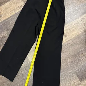 Zara‎ XS black trousers thumbnail 4