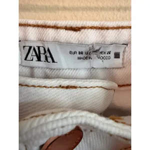 Zara Wide Leg Jeans Women Size 4 Off-White‎ Front Seam High Rise Cropped Denim thumbnail 3