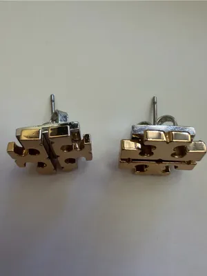 Tory Burch Gold Double-T Logo Stud Earrings thumbnail 4