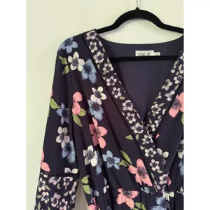 Eliza J Blue Faux Wrap Floral Puff Sleeve Dress Size 12 thumbnail 4