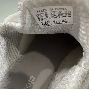 Adidas Asweego women's Grey White Knit Sneakers Size 6.5 thumbnail 4