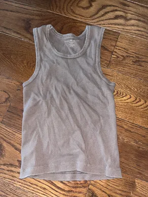 Brown Tank thumbnail 1