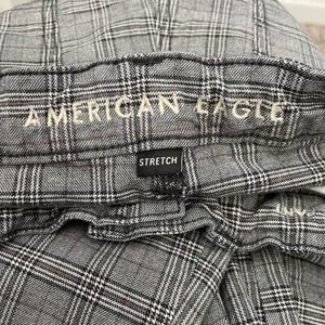 American Eagle Mom Straight Pants Size 14 Gray Plaid High Rise Preppy Trousers thumbnail 9