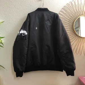 Southpole Puffer Jacket Black Baggy Streetwear Cargo Bomber Y2K Vintage Grunge Goth Emo Measurement in pics thumbnail 2
