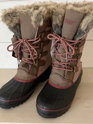 Khombu Northstar Suede Rubber Duck Toe Women's Size 8M Tan Black Snow Boots NEW thumbnail 1