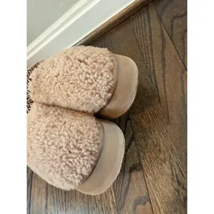 UGG Tazz Maxi Curly Chestnut Fur Slippers Womens Size 6 SOLD OUT thumbnail 12